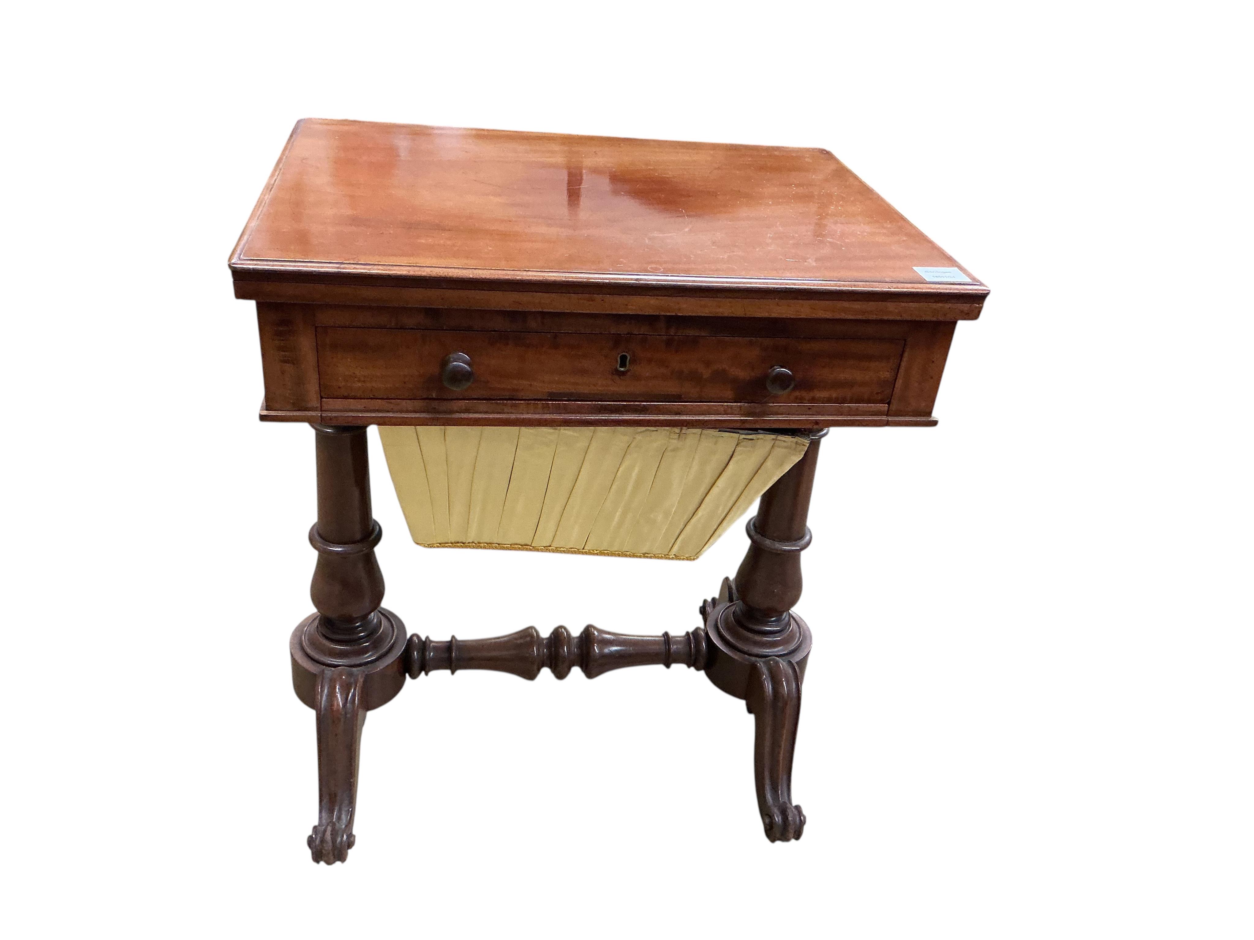 An early Victorian mahogany work / tea table with hinged swivel top, width 60cm, depth 44cm, height 70cm